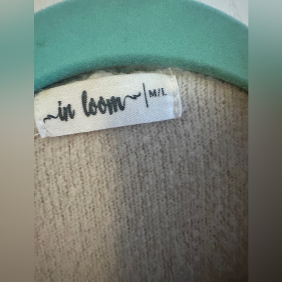 Tan cardi - Picture 2 of 2